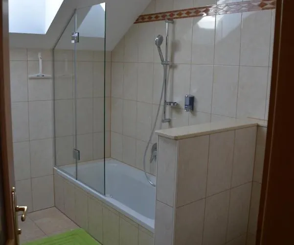 酒店 Marina Völkermarkt